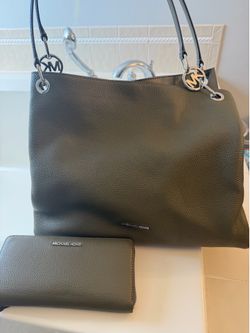 MK purse and wallet set
