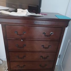 Bedroom Furniture Chest