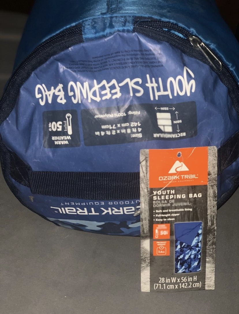 BRAND NEW OZARK TRAIL KIDS SLEEPING BAG