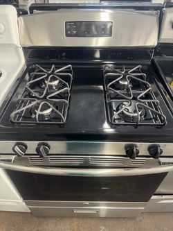 USED GE GAS STOVE