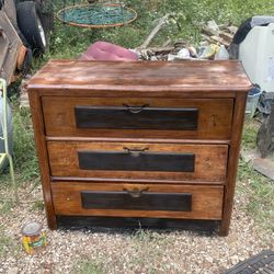 antique 3 drawer dresser