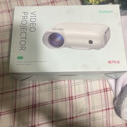 video projector y9