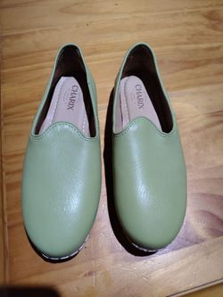 Charix shoes