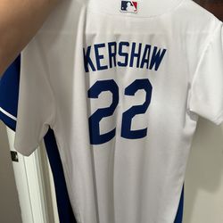 AUTHENTIC KERSHAW DODGERS #22 JERSEY SIZE L IN WOMENS 