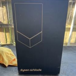 Dyson Airblade 