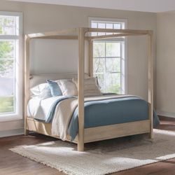 Solano Weathered Mango 85-inch Queen Canopy Bed