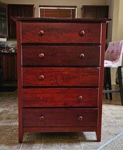 5-Drawer Wood Dresser – Sturdy Storage (Great Flip Project!). OBO