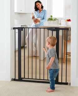 Cumbor 36 in Extra Tall Baby Gate for Doorways, 30-40.6 in Dog Gate Black