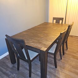 Dinning Table