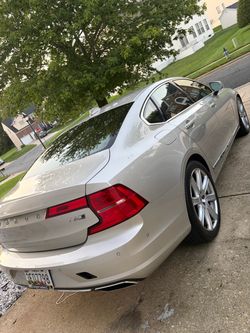 2017 Volvo S-90