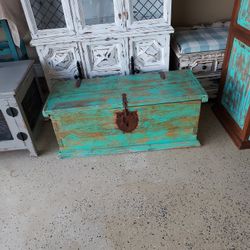 Made In Mexico Table/storage Bench