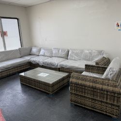 Outdoor Furniture Large Sectional 10’x10’