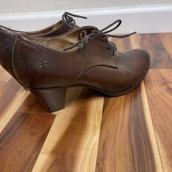 Frye Women’s Leather Booties Heels Size 9.5