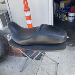 Harley-Davidson Genuine OEM 2Up Rider Passenger Seat 