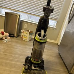 BISSELL Vacuum Cleaner – Pet & Multi-Surface 