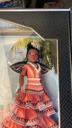 Disney Limited Edition Moana Doll in Box