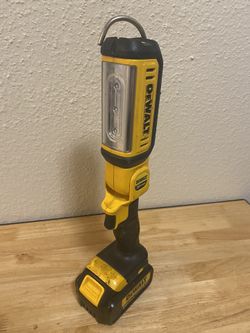 Dewalt Lamp