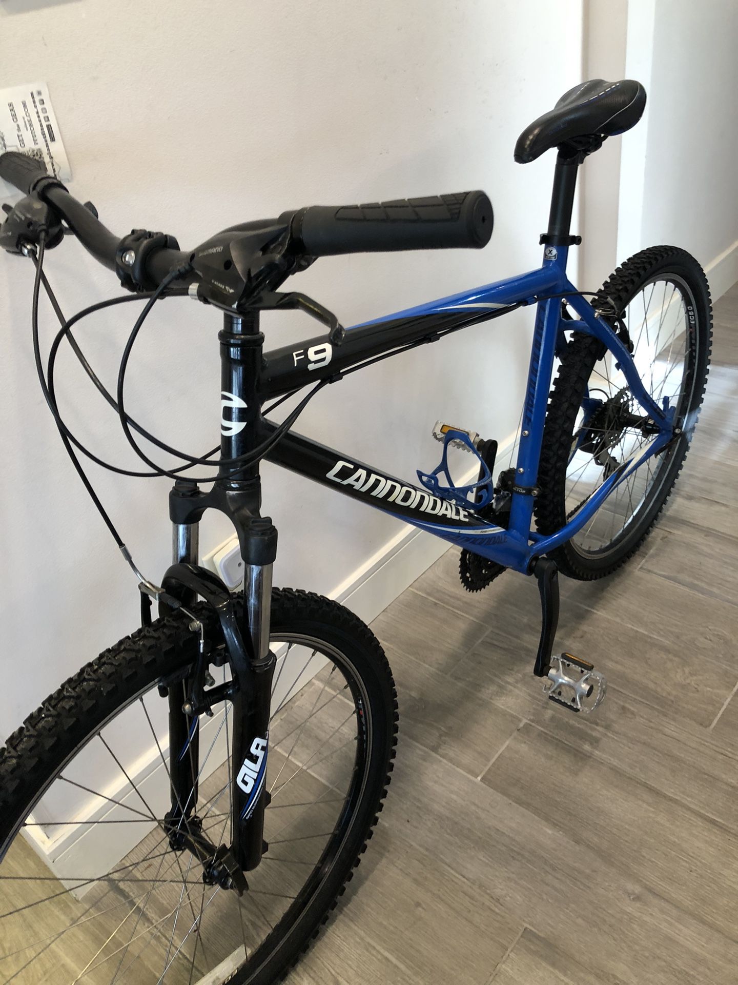 Cannondale Mountain Bike XLarge Trails Leisure Tuned Ready/Ride