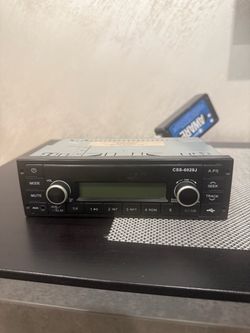 Freightliner Cascadia CSS-6020J AM/FM/WB USB AUX OEM Radio Untested