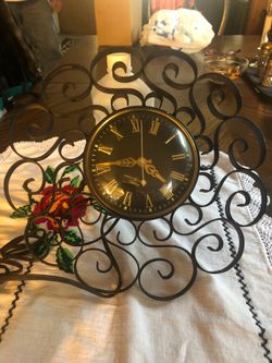 Vintage GE Telechron wall clock