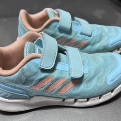 Girls Shoe, Adidas Size 13 