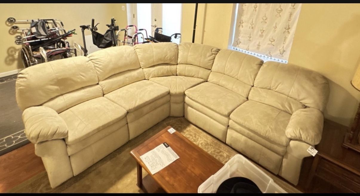 Berkline Shaped Recliner Sofa