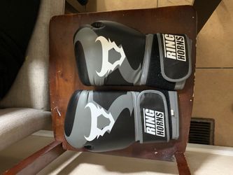 Ring Horns boxing gloves guantes