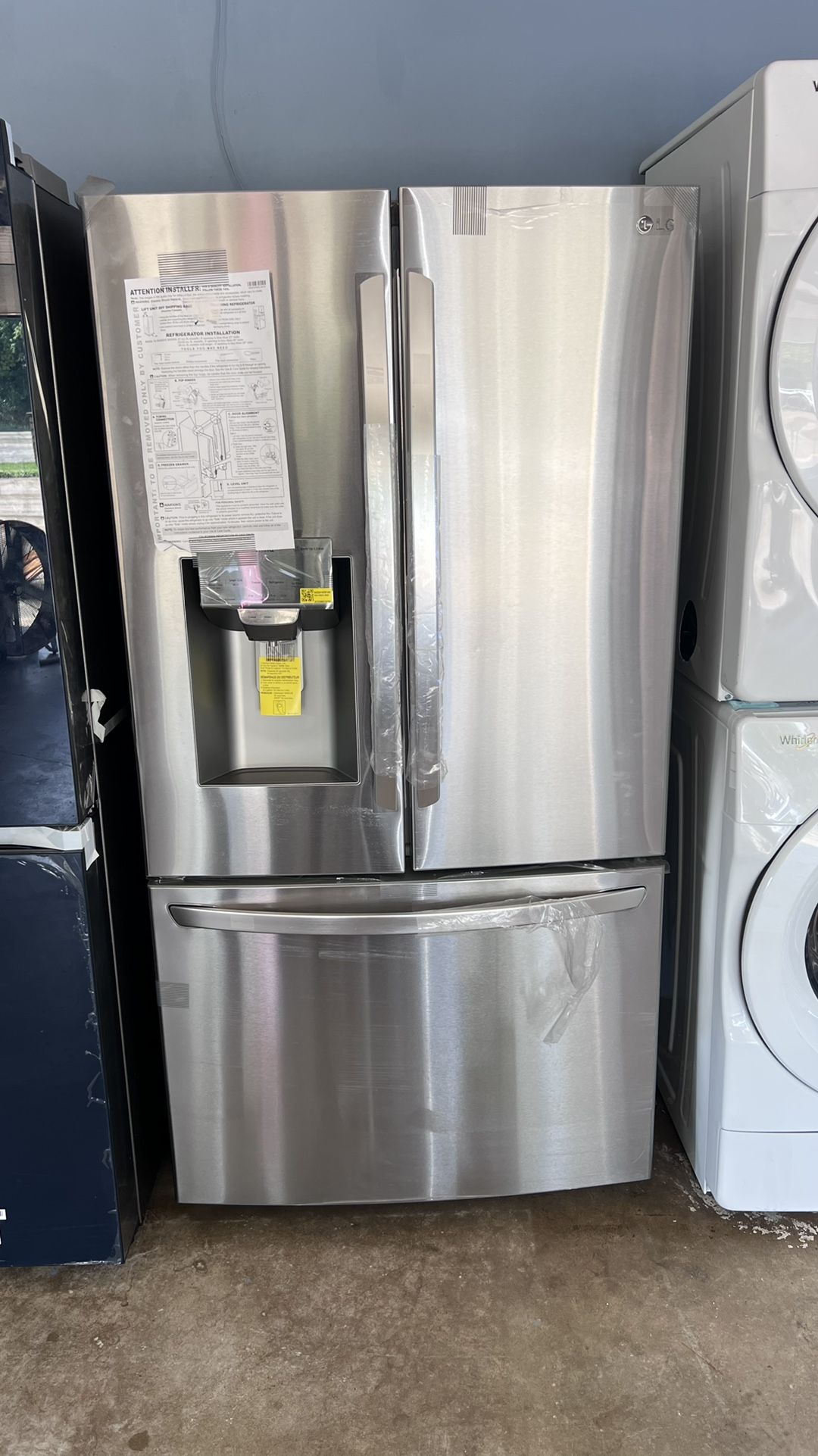 Refrigerator 