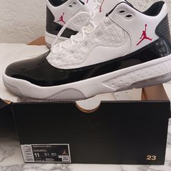 Size 11 Jordan Nike Shoes 