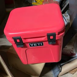 Yeti Roadie 24 Bimini Pink
