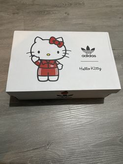 Hello Kitty Sambas