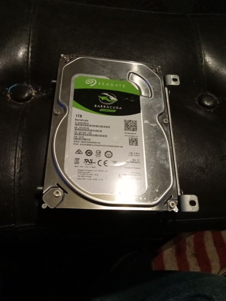 Seagate ST1000DM010 Hard Drive 2EP102-300 CC43