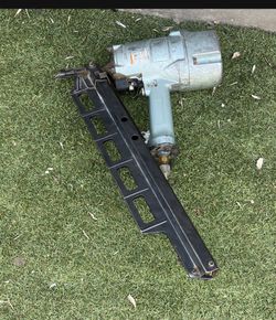 Hitachi Framing Nailer 