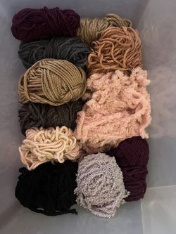 Scrap Yarn - Bulky/Super Bulky - FREE TRAVEL BAG