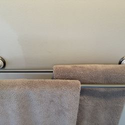 Bathroom Hardware Set Of 4