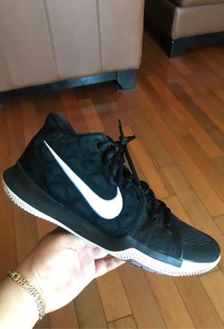Nike Kyrie 3 size 10.5 men’s
