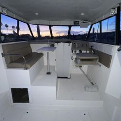 2006 Bayliner Express Cabin Cruiser 