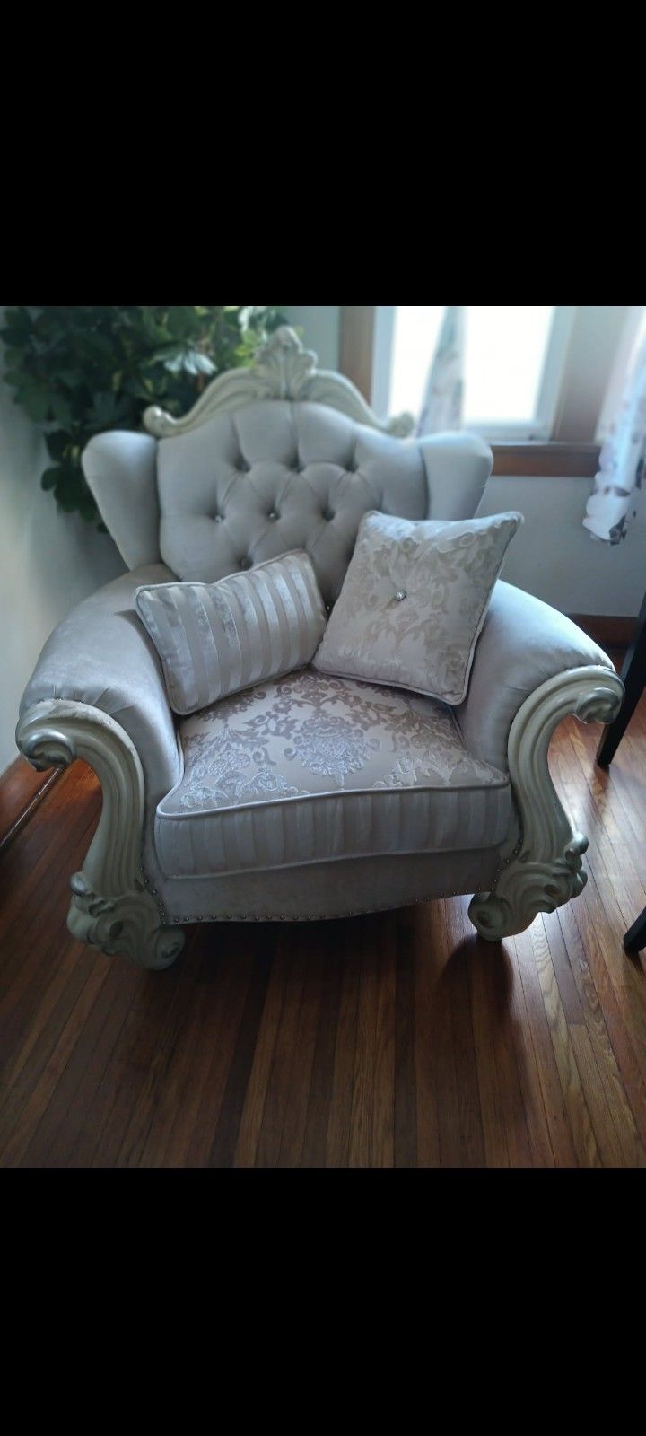 Chair Fit For A Queen