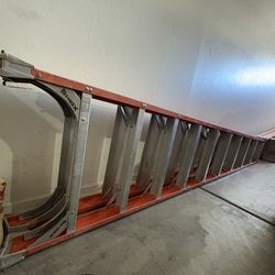 Louisville 10 Ft Ladder 