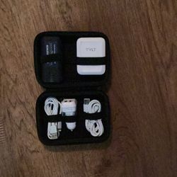 TYLT  Travel Bundle Kit