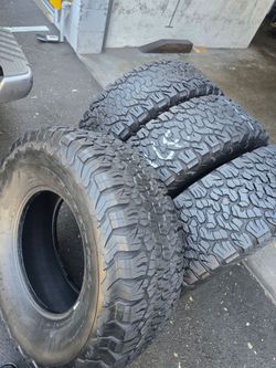 4 used tires Lt37x12.50r17 Bfgoodrich k02 $299.00