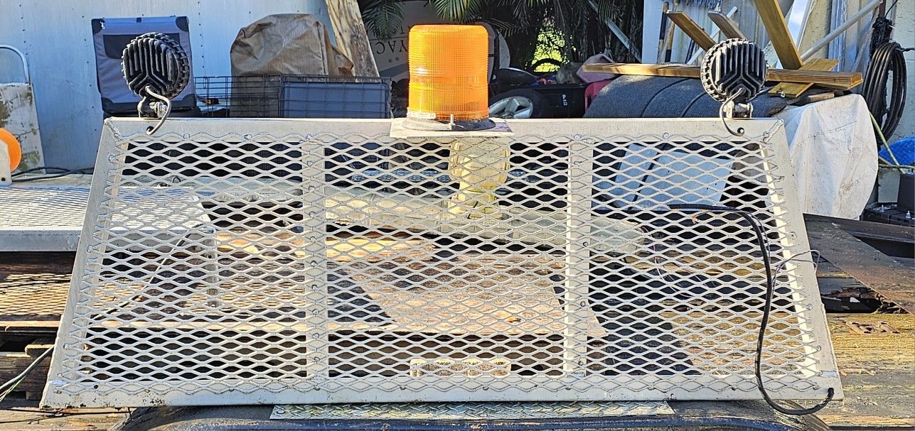 5 FT HEAD BOARD UTILITY VEHICLE