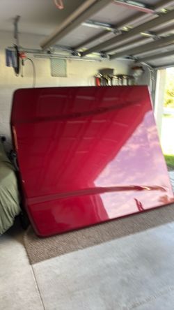 Tonneau cover: Hard shell