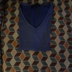 Tommy Hilfiger NWOT Blue Polka Dot V-Neck Tee