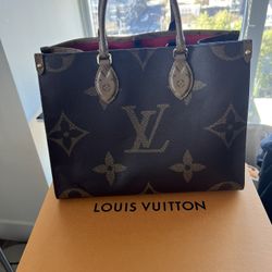 !!! BRAND NEW LOUIS VUITTON OTG MM BAG !!! 