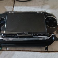 Psp 1001 Console Plus Games