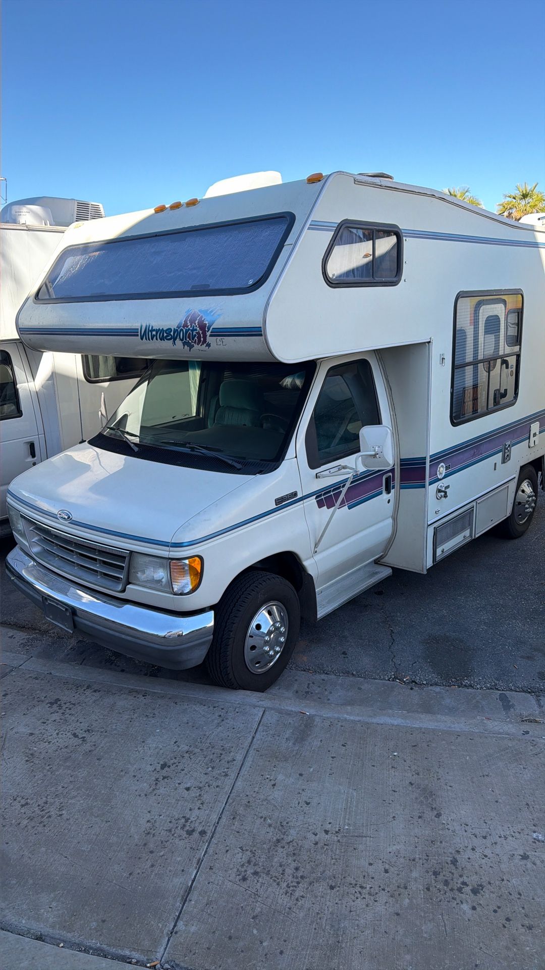 1992 Ford Ultra sport