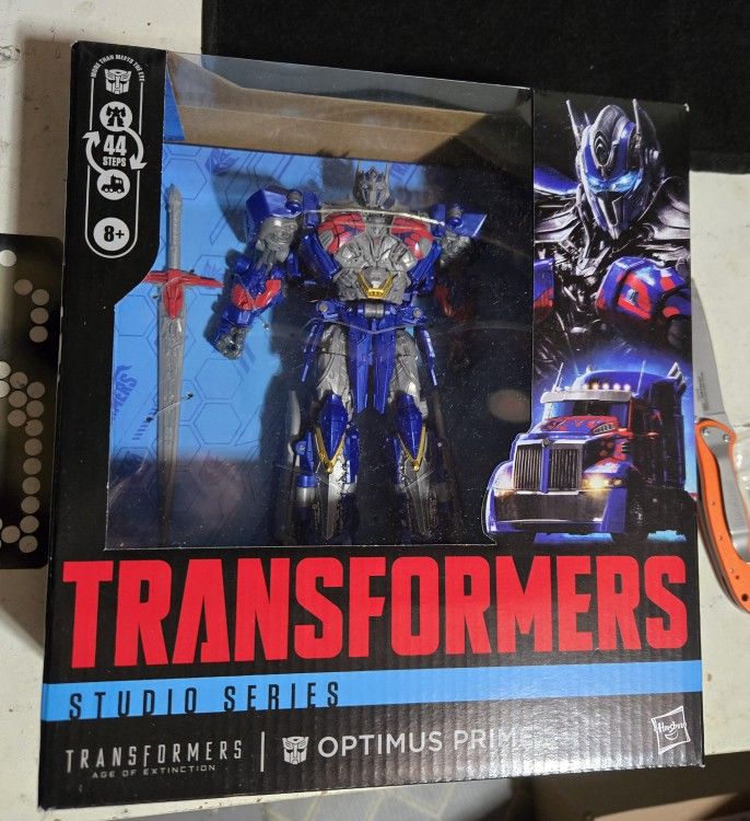 Transformers Hasbro Studio Series Age Of Extinction Brand New Never Opened