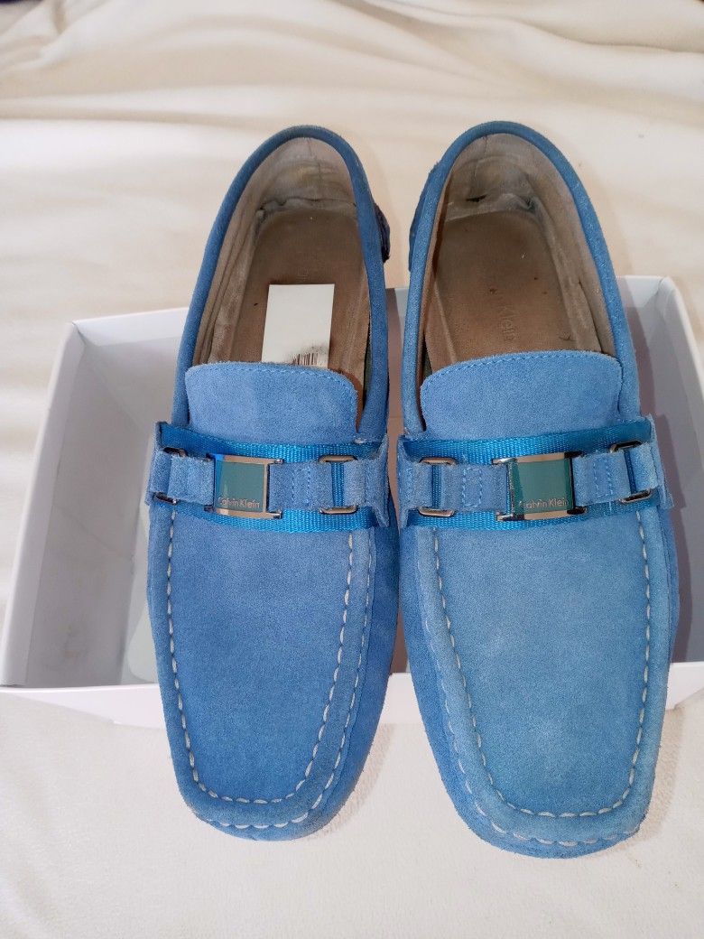 MEN'S SIZE: (9) **CALVIN KLEIN: BRUSHED SUEDE DRIVER LOAFER** (•8/10 CONDITION •ODOR/STAIN FREE) $$30