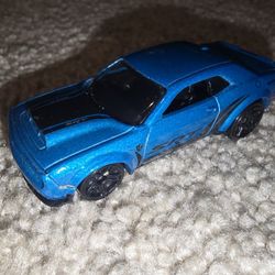Hot Wheels '18 Dodge Challenger SRT Demon